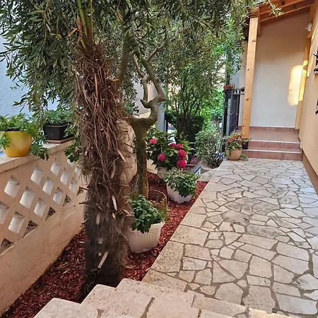 Asterix Apartman Pula