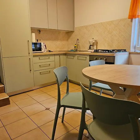 Asterix Apartment