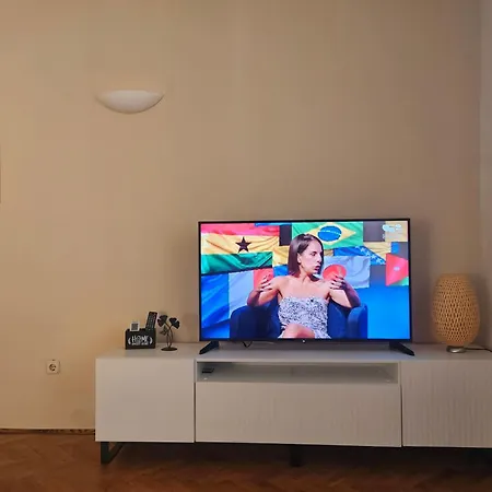 شقة Asterix بولا